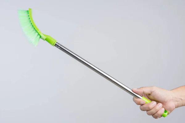 Handen Håller Golv Renare Plast Borste Med Kort Stick Handtag — Stockfoto