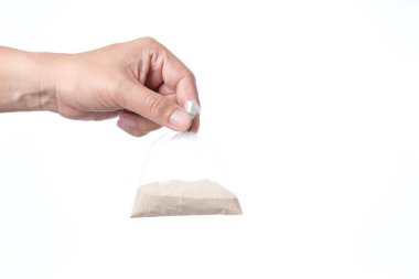 Plastik bavulla kapatılmış şeffaf plastik torba.