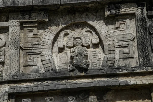 Maya fresk mimari yapıları üzerinde