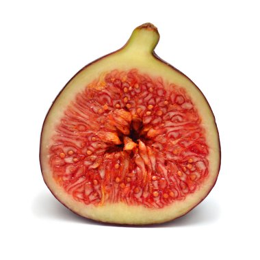 İncirler taze sulu. Beyaz arka planda yarım meyve izole edilmiş. Foo.