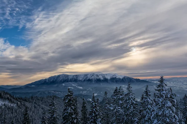 Widok na góry Bucegi, Rumunia — Zdjęcie stockowe