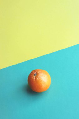 bir taze portakal
