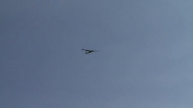 Kameraya yükselen motorlu görünümünü