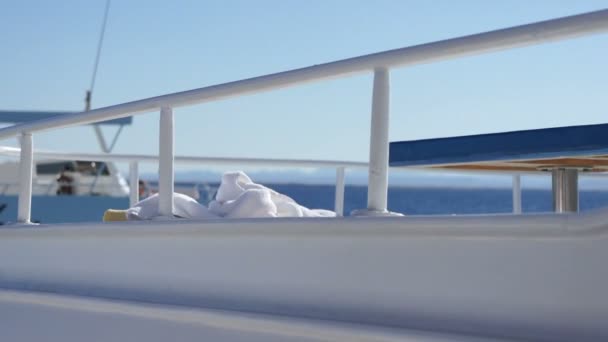 Vista desde el barco amarrado en el paisaje de Egipto — Vídeo de stock