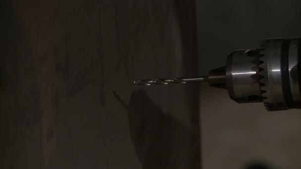 Outil pour percer les murs, gros plan 