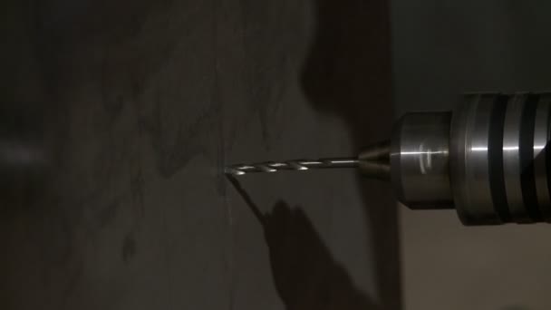 gros plan de forage de puissance 