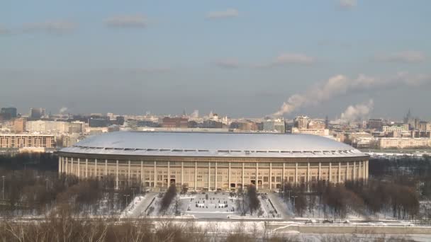 Pan på Moskva vintern stad scape — Stockvideo
