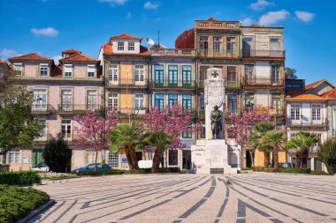 Bahar zaman şehirde Porto tarihi bölümü