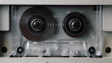 Vintage radyo sinyalleriyle iletilen kaset SAR veya baştan sona fastfoward