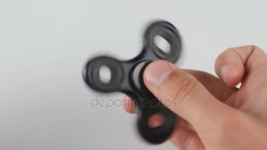 Değer değişimi ya da fidgeting el oyuncak üzerinde dönen el mans