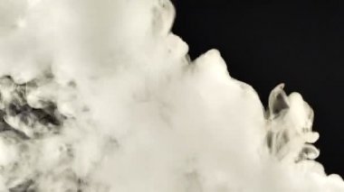 duman, buhar, sis - siyah arkaplanda gerçekçi duman bulutu