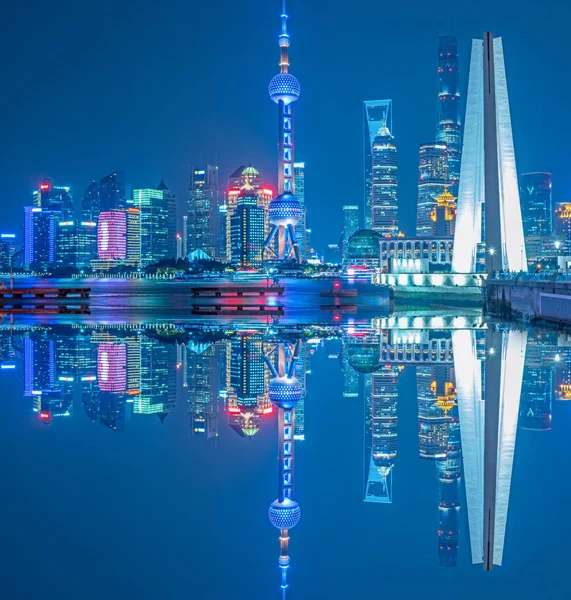 上海のスカイラインのパノラマ — ストック写真