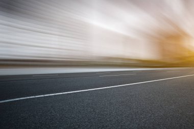 Shanghai Şehir Meydanı boş yol.