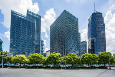 Çin şehri karşı modern binalar gökyüzüne.