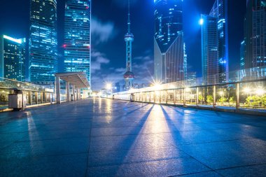 modern binanın Shanghai içinde boş tuğla zemin açık.