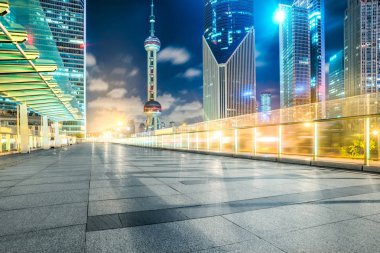 modern binanın Shanghai içinde boş tuğla zemin açık.