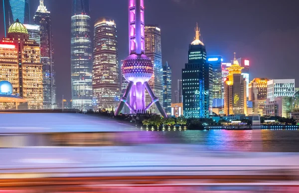 Shanghai district financiar pe timp de noapte — Fotografie, imagine de stoc