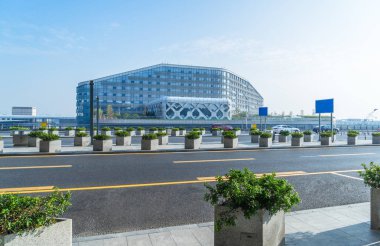 boş karayolu ile cityscape ve manzarası Şanghay