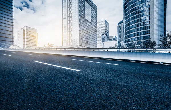 都心部の高速道路 — ストック写真