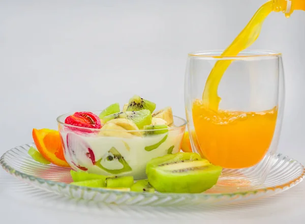 Various kinds of fresh fruits on table — Stock Photo, Image