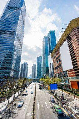 cityscape arka planda olan kentsel trafik yol 