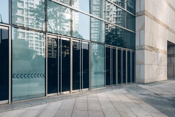 Entrada de edificio de oficinas moderno u hotel, china . — Foto de Stock