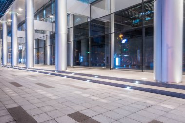 Modern bina açık havada