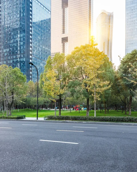 Shenzhen şehir merkezinde trafik yol