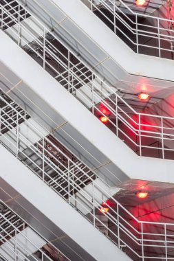 Yan görünümü, merdiven ile Küpeşte City 