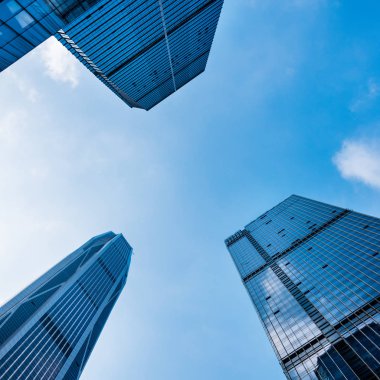 Shenzhen iş binaların düşük açılı görünüş