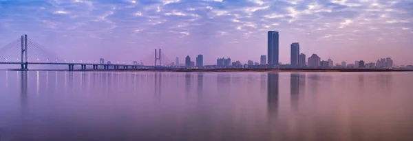 난창에서 도시와 도시 스카이 라인 — 스톡 사진