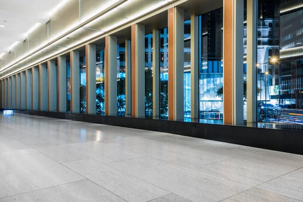 Moderní hale letiště nebo metro stanice — Stock fotografie