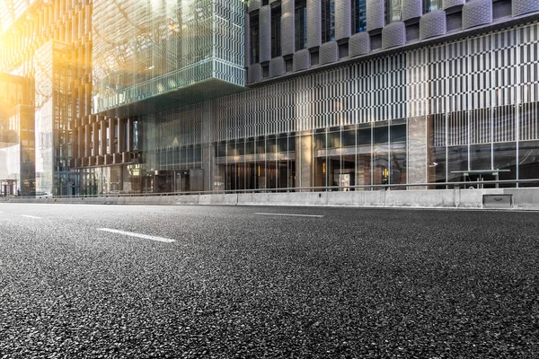 Boş şehir sokak kavşak