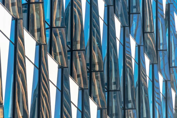 현대 건축 외관의 상세 샷 — 스톡 사진