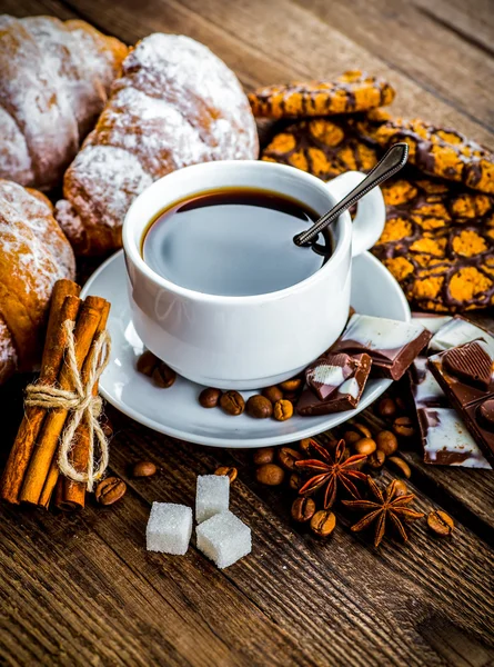 Ceașcă de cafea și farfurie — Fotografie, imagine de stoc