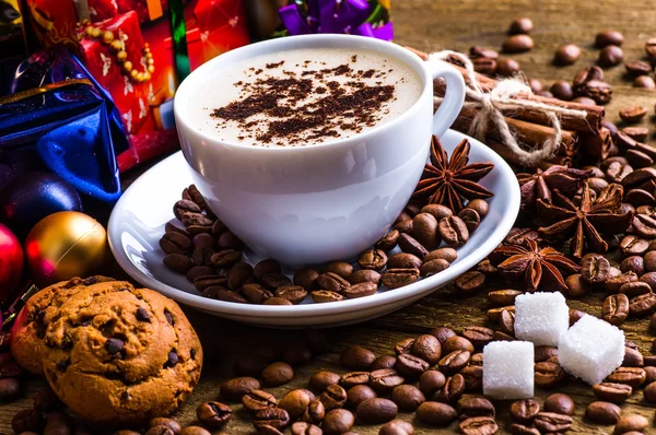 Uma xícara de café feriados, inverno, natal, bebidas quentes — Fotografia de Stock