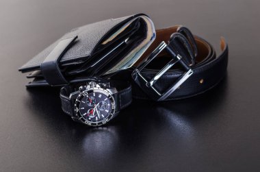 Erkek cüzdan ve kemer