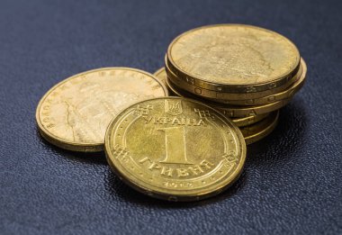 Ukrayna yığın siyah sikkeleri.