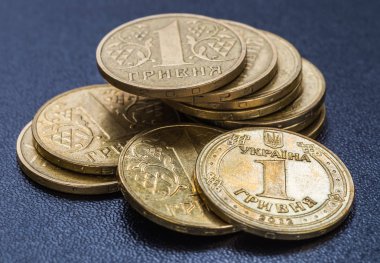 Ukrayna yığın siyah sikkeleri.