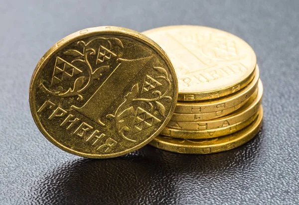 Ukrayna yığın siyah sikkeleri.