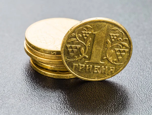 Ukrayna yığın siyah sikkeleri.