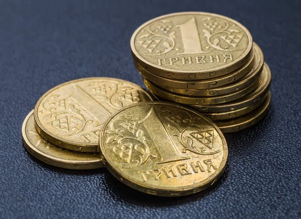 Ukrayna yığın siyah sikkeleri.