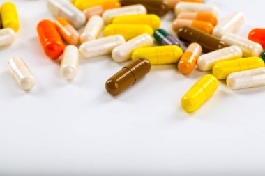 Uyuşturucu ve ilaçların çeşitliliği