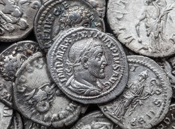 Roma İmparatorluğu'nun antik sikke.