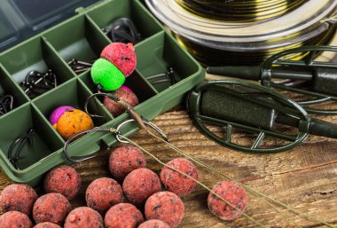 Yemler üzerinde sazan yakalamak