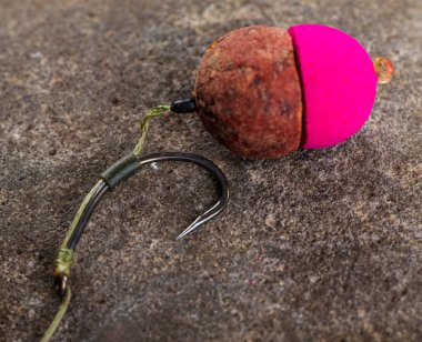 Yemler üzerinde sazan yakalamak