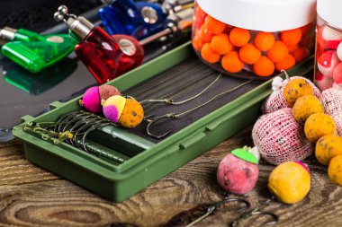 Yemler üzerinde sazan yakalamak