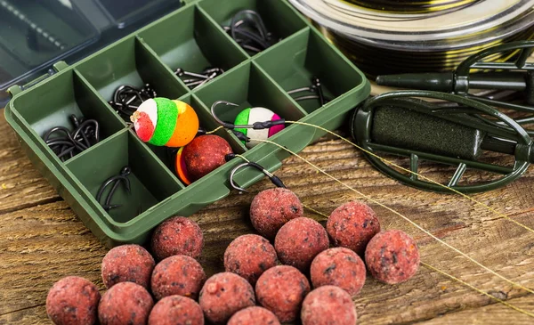 Yemler üzerinde sazan yakalamak