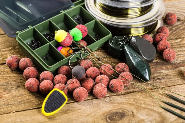 Yemler üzerinde sazan yakalamak