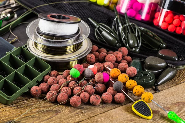 Yemler üzerinde sazan yakalamak